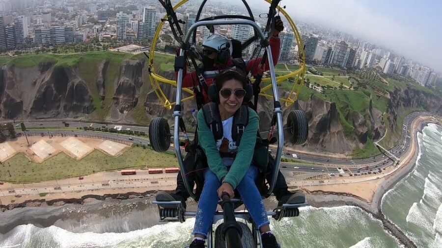 Lima: Paragliding Flight Over Costa Verde Districts - Costa Verde Paragliding: What You Really See in the Sky