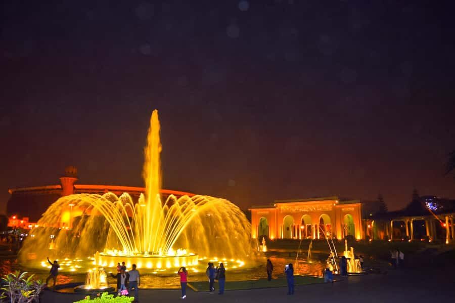 Lima: Water Magic Circuit, Downtown and Catacombs Night Tour - Value check: is $75 for 4 hours a smart deal?