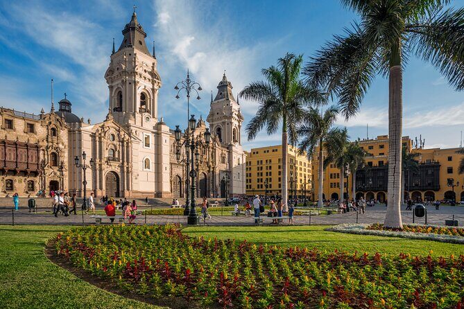 Lima's Vibrant Heritage: Exploring the City's Landmarks Half-day - San Isidro Drive-Through: A Softer Side of Lima