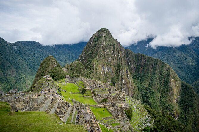 Machu Picchu Full Day from Cusco - What you’ll likely notice first