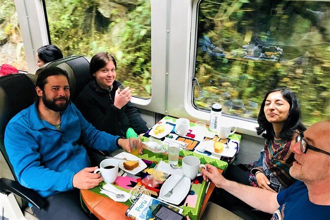 Machu Picchu full day trip from Cusco - Lunch in Aguas Calientes: quick and on your own
