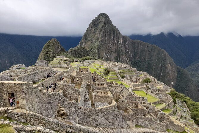 Machu Picchu Private Archaeological and Historical Guided Tour - Corner-to-Corner Exploration: What You’ll See and Why It Matters
