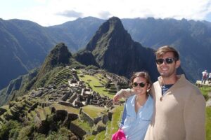 Machu Picchu Private Tour from Aguas Calientes (Tickets included) - Where you meet: hotel start vs station start in Aguas Calientes