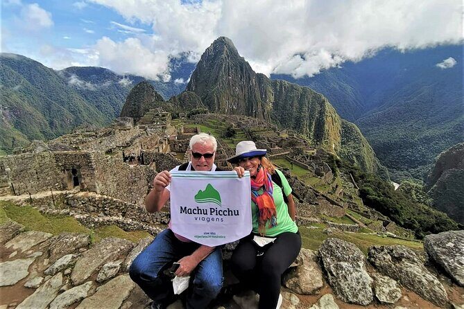 Machu Picchu & Sacred Valley 2-Day Tour - Pisac Artisan Market: what to buy, and what to ignore