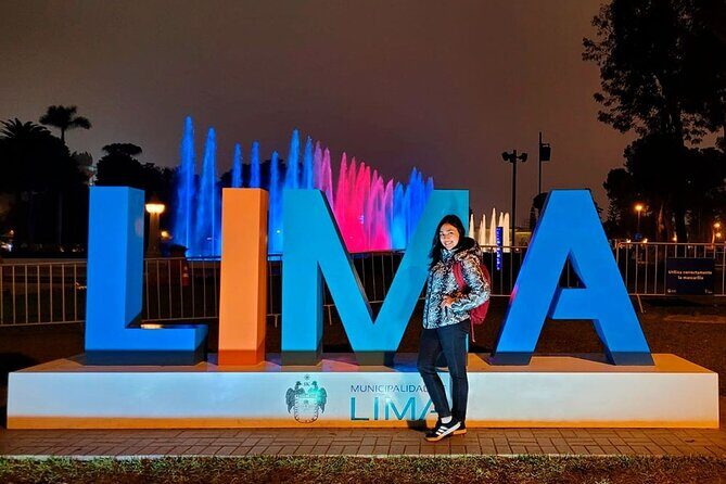 Magic Water & Laser Light Show Including Pickup And Drop-Off - Circuito Mágico del Agua: 13 fountains, Guinness-scale at night
