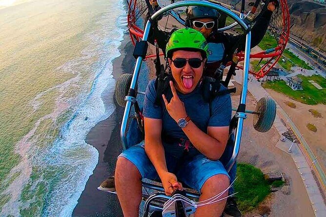 Paragliding in Lima - Costa Verde - After landing: getting your full HD video on SD
