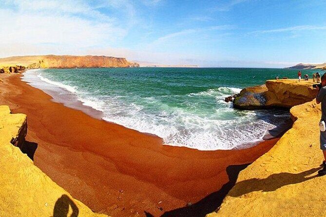 Premium Trekking Golden Shades - Stop 4: The Pink Lagoon for unusual color and flamingos