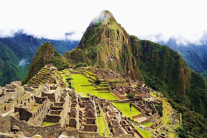 Private Tour: 2-Day Exploration of the Sacred Valley and Machu Picchu - Day 1: Chinchero, Moray, and Maras Salt Mines in one connected sweep