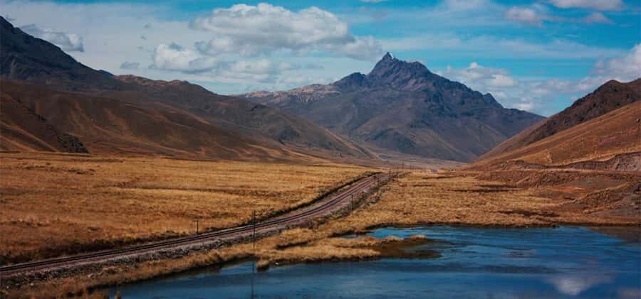 Puno: Full-Day Route of the Sun Tour to Cusco with Lunch - Puno to Cusco on a luxury bus: how the day actually runs