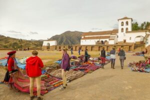 Sacred Valley with Peru Vip : Pisac, Ollantaytambo and Chinchero - Chinchero: Inca retaining walls, church square, and limestone shrines