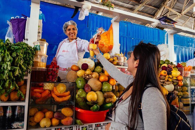 The 10 Tastings of Cusco With Locals: Private Food Tour - Arco de Santa Clara: potato varieties, explained in a bite-size stop