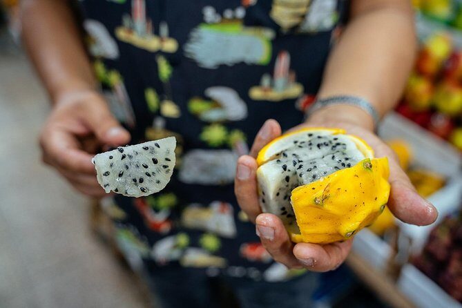 The 10 Tastings of Lima With Locals: Private Street Food Tour - City Landmarks Between Bites: Spanish Inquisition, Congress, Cathedral, and Government Palace