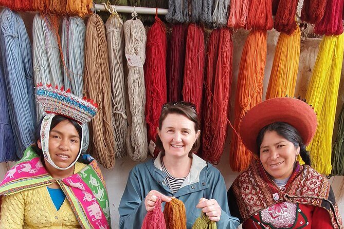 The Textile Workshop Experience in Cusco Region - Your bracelet or bookmark: the part you’ll actually wear