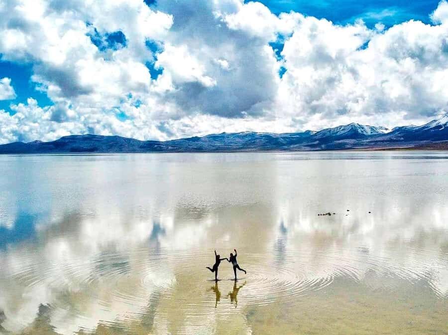 Tour to the Salinas Lagoon and National Reserve in Arequipa - Salt Flats and Saltpeter Atmosphere at the Salinas Reserve