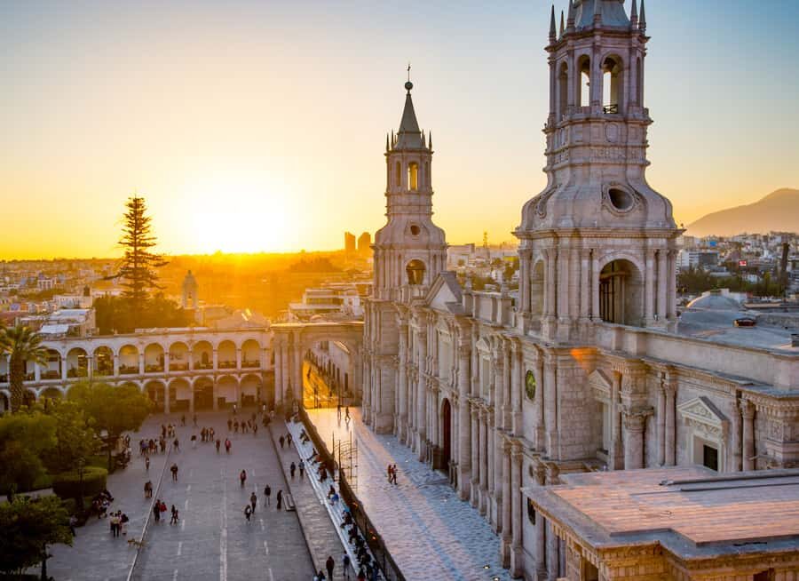 Walking tour in the Historic Center of Arequipa - Why This Walk Feels Like a Perfect First Day in Arequipa
